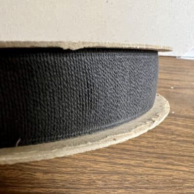  Instabind Synthetic Serge Style Carpet Binding in Color Malt :  Office Products